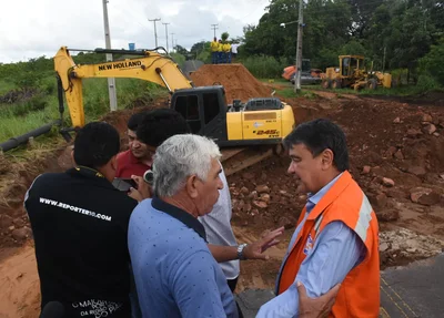 Wellington Dias visita áreas afetadas pelas chuvas em Piripiri