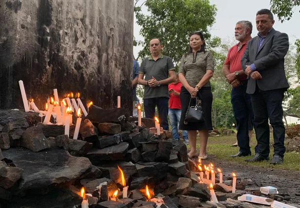 Prefeito Professor Ribinha homenageia heróis da Batalha do Jenipapo
