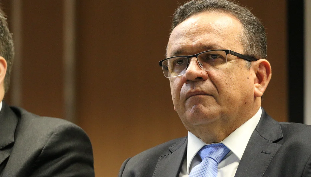 Presidente do TJ, Sebastião Martins 