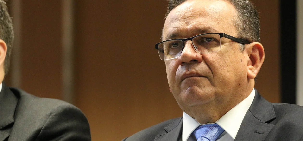 Presidente do TJ, Sebastião Martins 