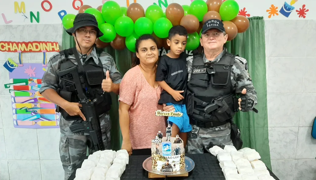 Guarnição da PM de União fez a alegria de Marcos Paulo