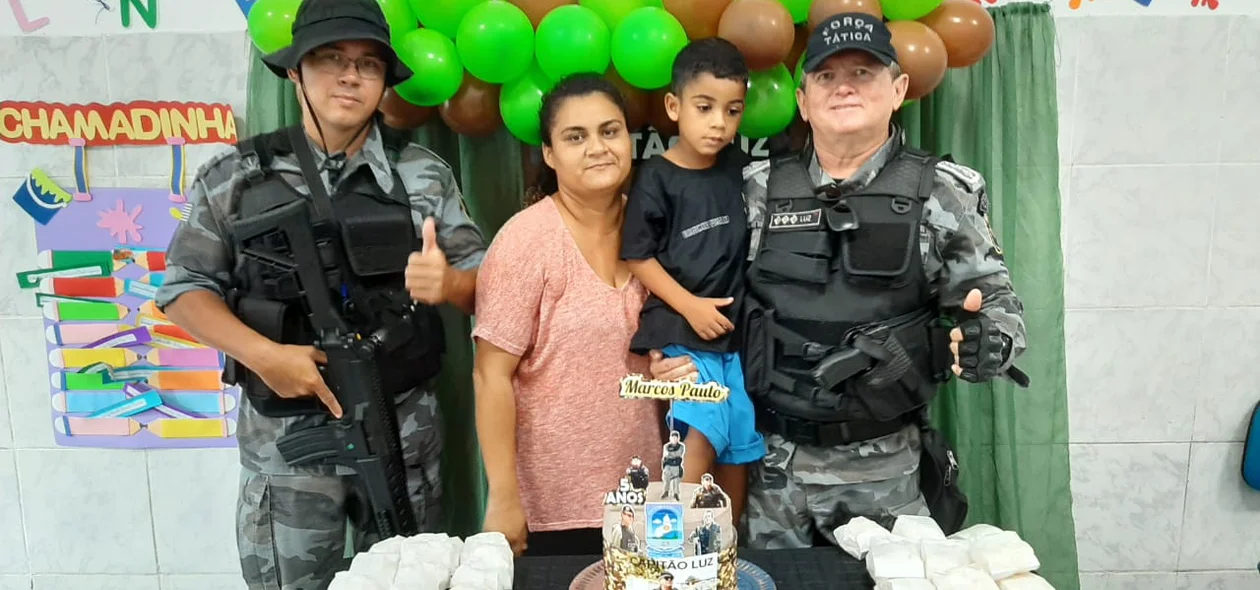 Guarnição da PM de União fez a alegria de Marcos Paulo