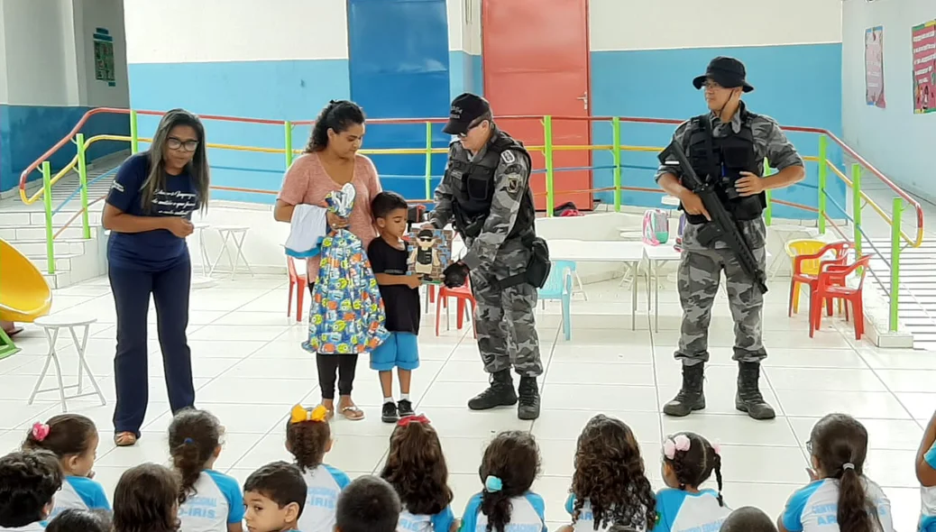Marcos Paulo recebeu surpresa do capitão Luz