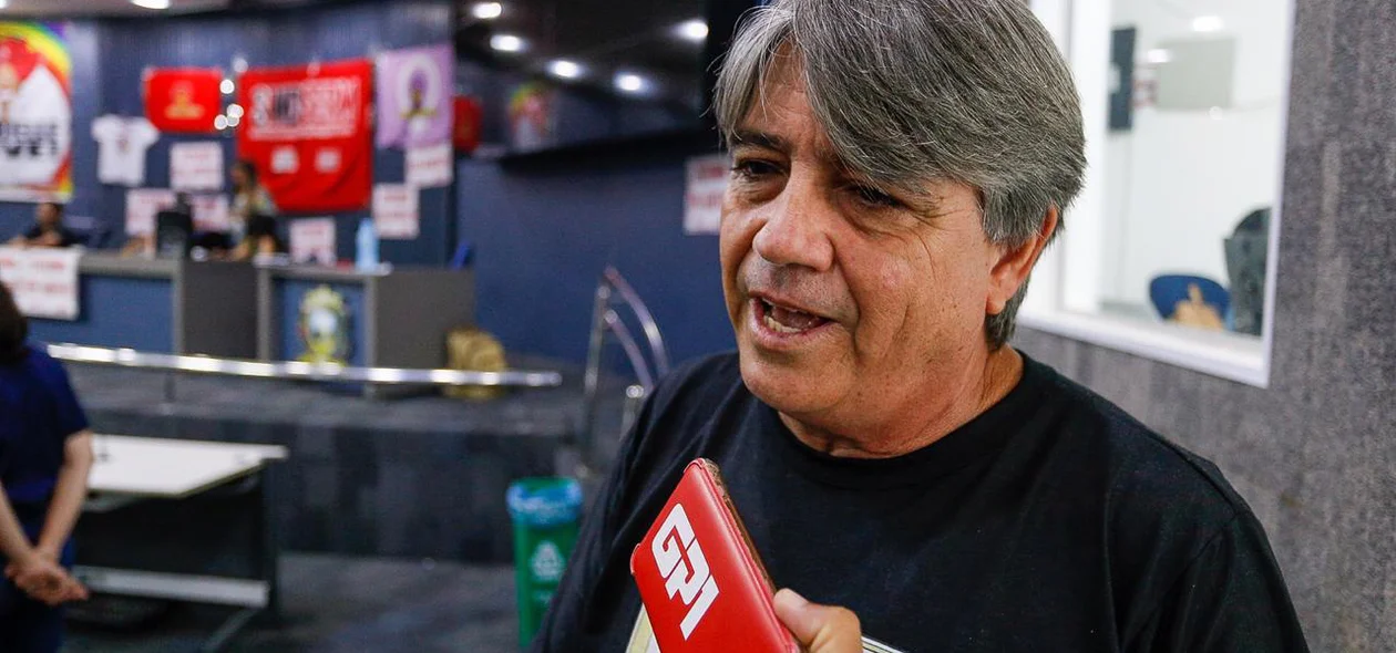 Sinésio Soares, presidente do Sindserm