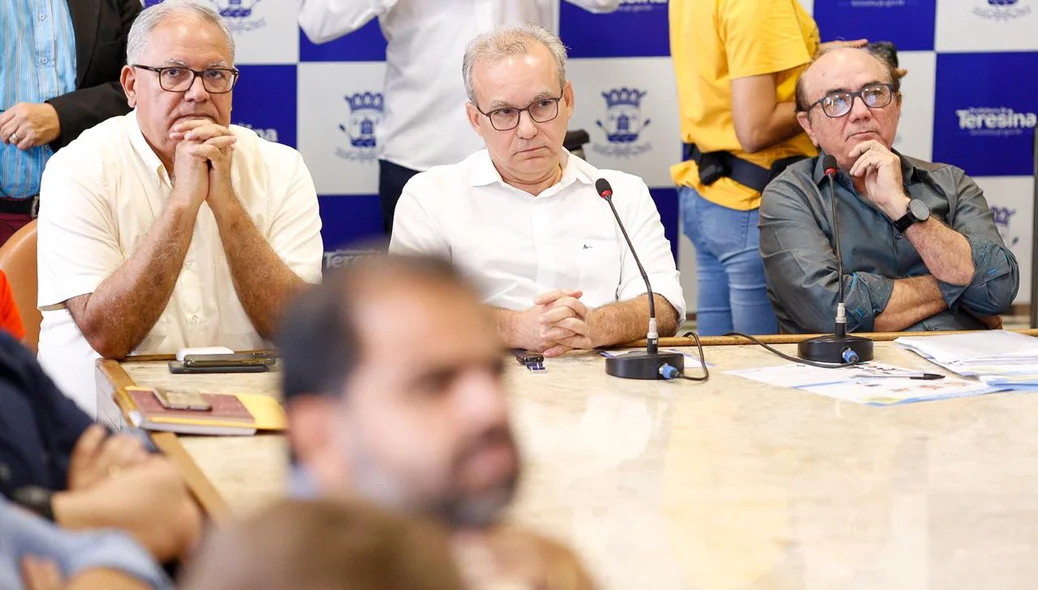 Coletiva sobre medidas para combater o coronavírus em Teresina