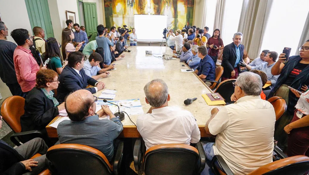 Reunião acontece no Palácio da Cidade