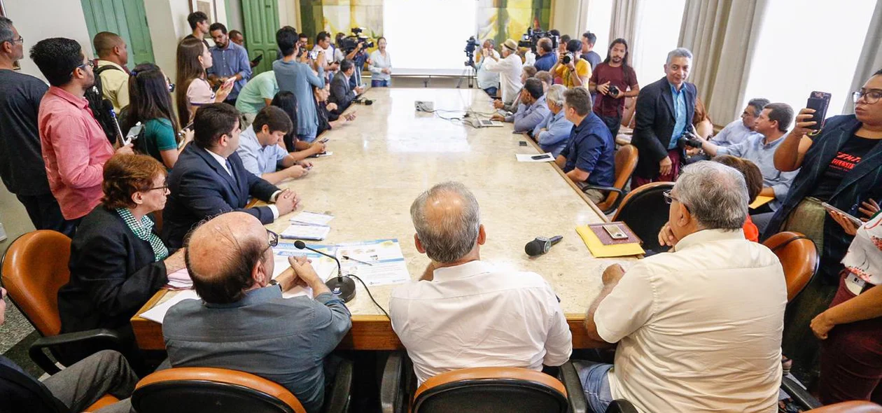 Reunião acontece no Palácio da Cidade