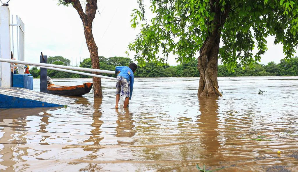 As águas do Rio Poti invadiram o restaurante
