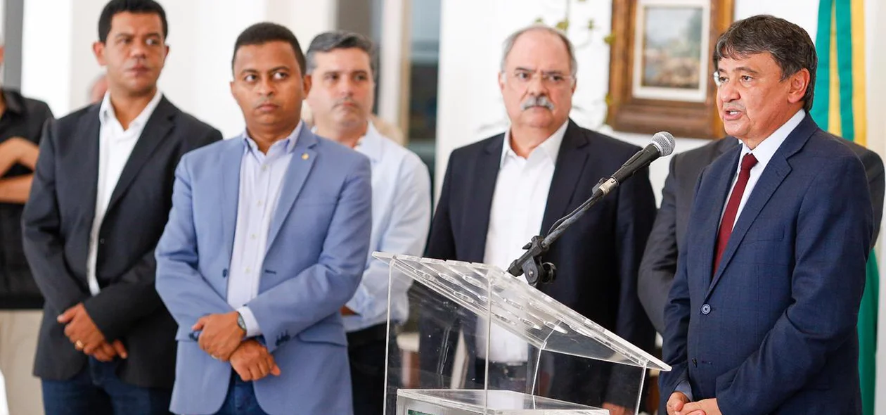 Coletiva hoje no Karnak 