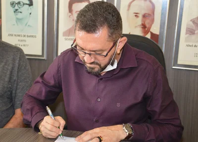 Decreto foi assinado pelo prefeito Padre Walmir