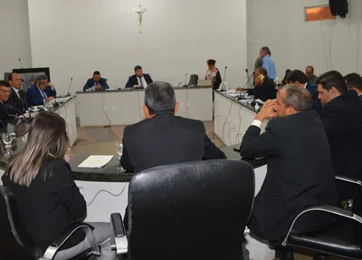 Última sessão da Câmara de Picos foi realizada dia 12 de março