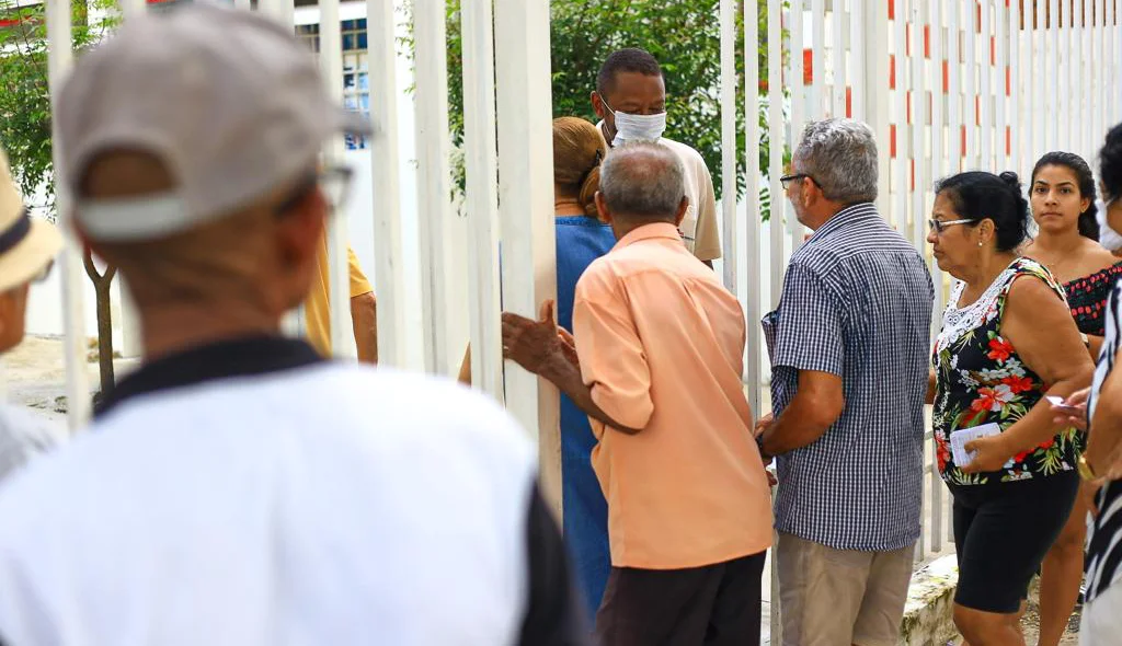 Aglomeração de idosos pode contribuir para a circulação do Covid-19
