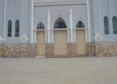 Catedral de Picos é fechada aos fiéis