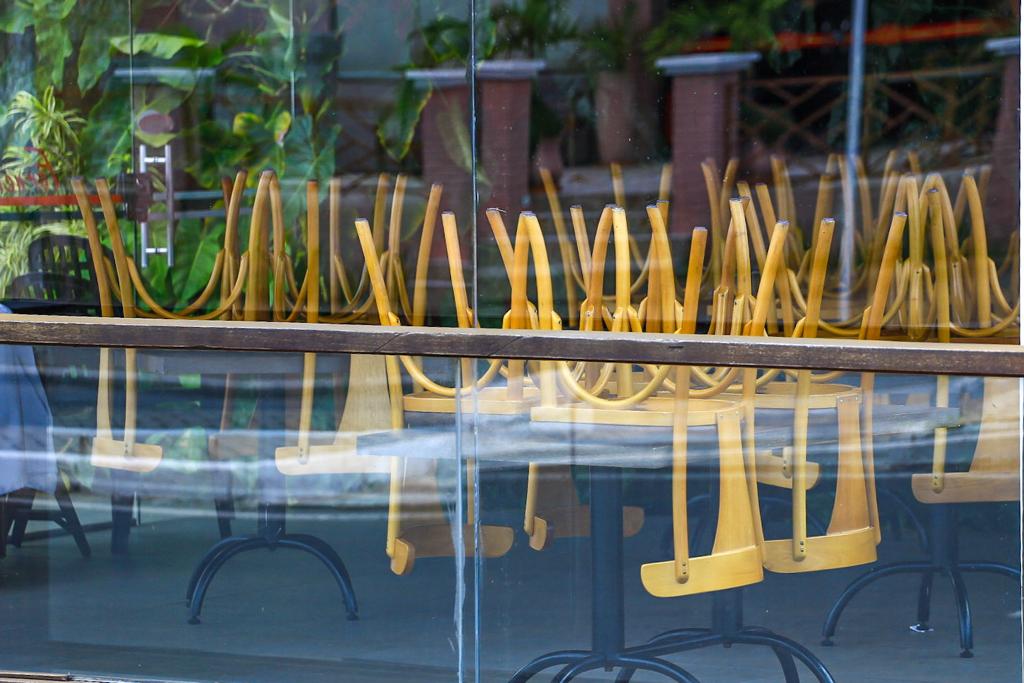 Decreto municipal determinou a suspensão do funcionamento de restaurantes