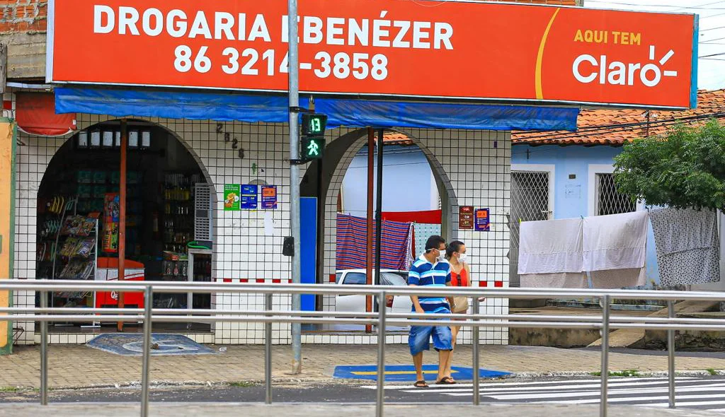 Farmácias poderão funcionar normalmente