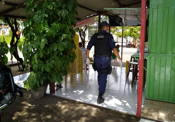 Guarda Municipal durante fiscalização
