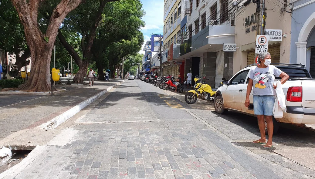 Ruas do Centro de Teresina ficaram vazias