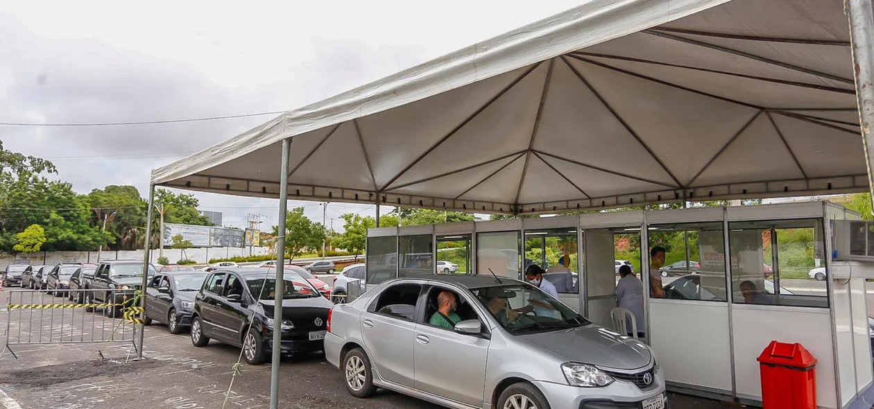 Estacionamento da Ponte Estaiada é ponto de vacinação