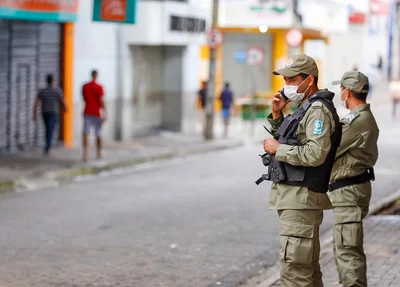 Polícia Militar no centro da cidade