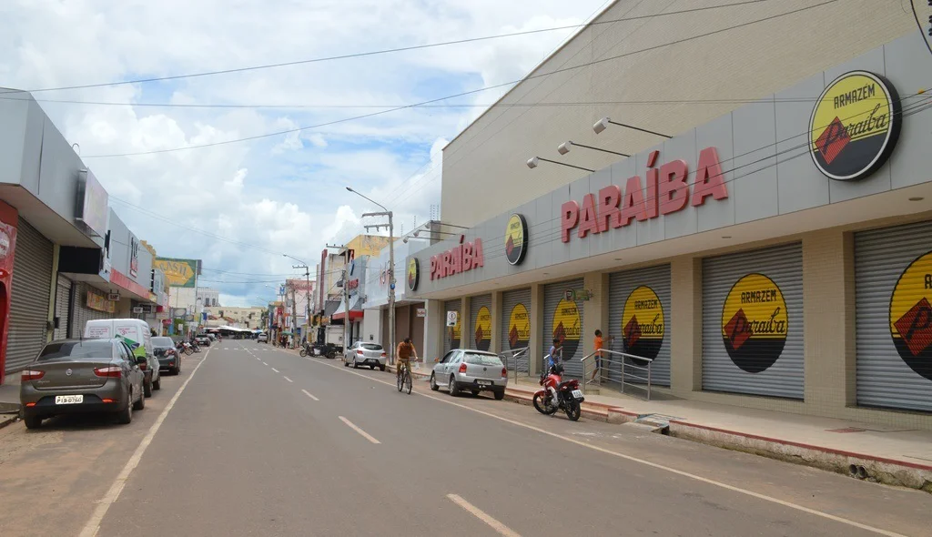 Lojas de departamento também fecharam as portas em Picos