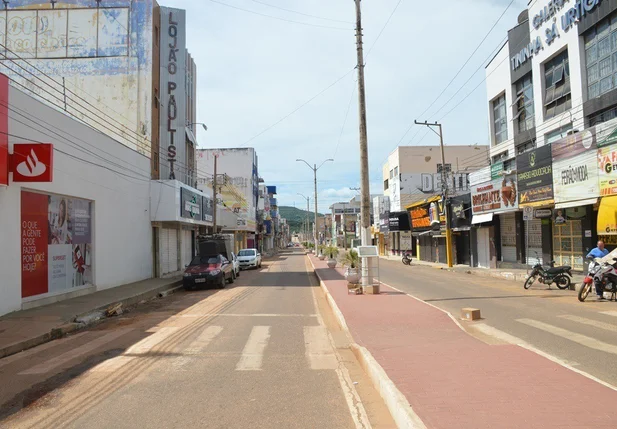 Determinação é que comércio de Picos continue fechado