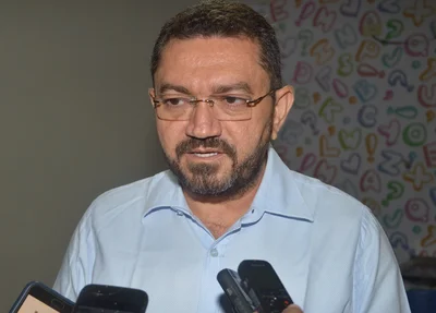 Padre Walmir prorroga por 15 dias fechamento do comércio de Picos