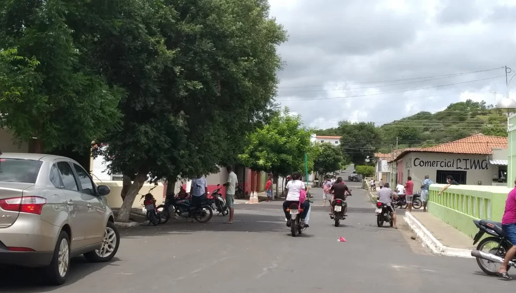 Movimentação de pessoas em Santa Cruz do Piauí