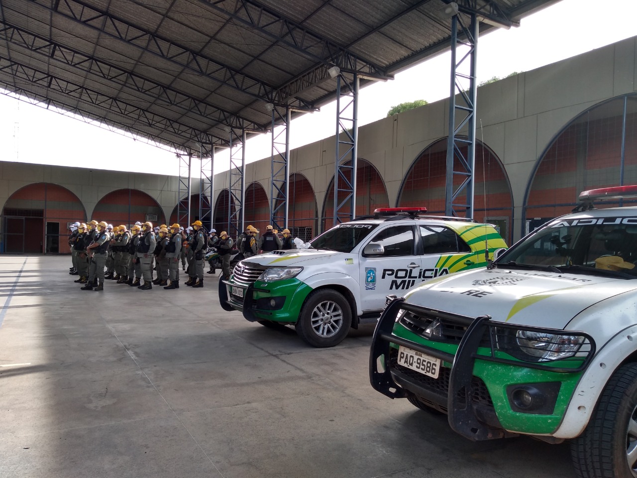 Policiais militares são deslocados para barreiras entre o Piauí e o Ceará