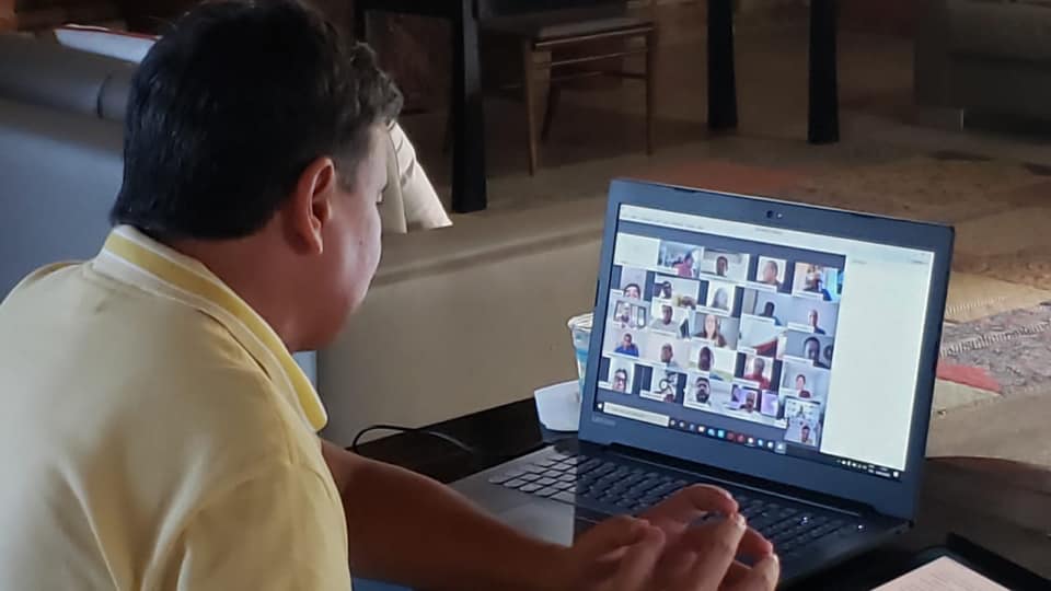 Wellington Dias em videoconferência com os deputados estaduais
