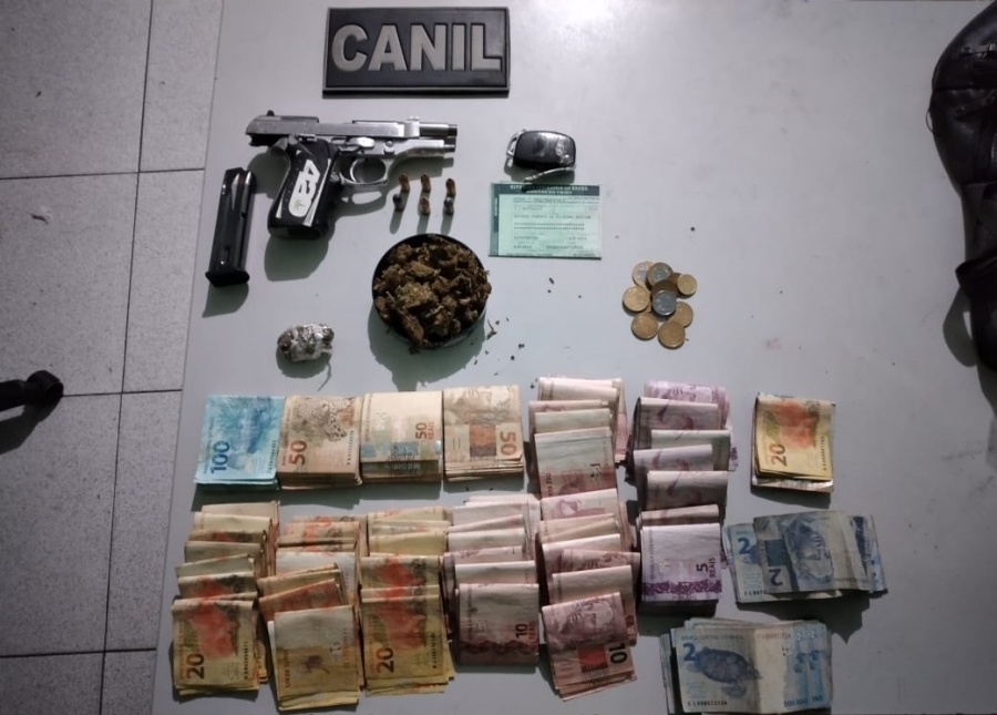 Polícia prende homem com R$ 10 mil em dinheiro e arma na Frei Serafim