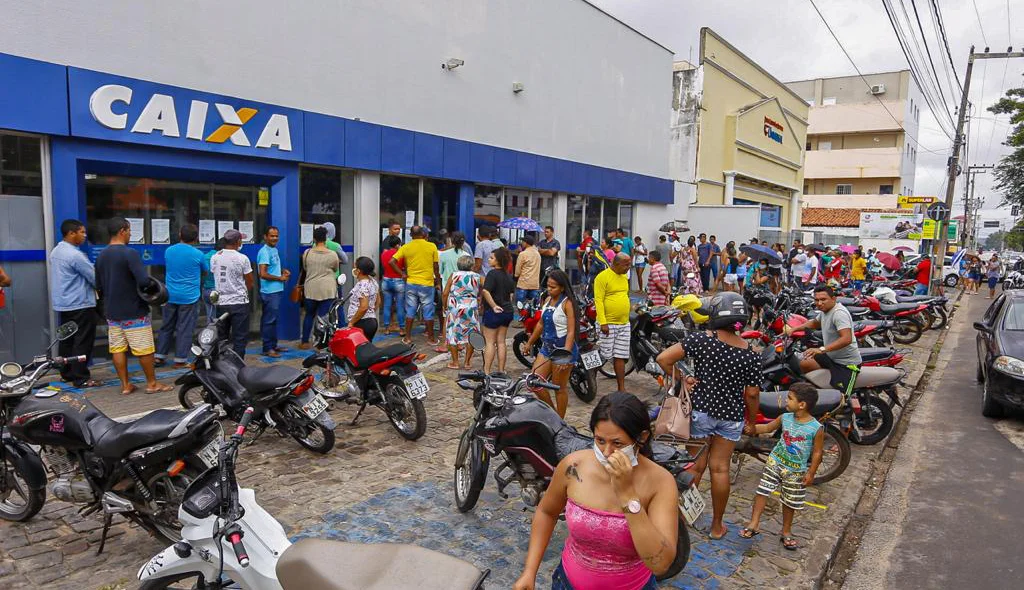 Poucas pessoas utilizam máscaras