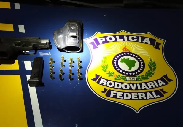 Arma de fogo apreendida pela PRF