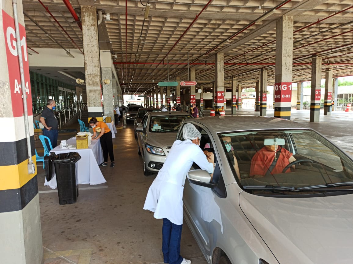Teresina Shopping tem Drive Thru de vacina contra a gripe