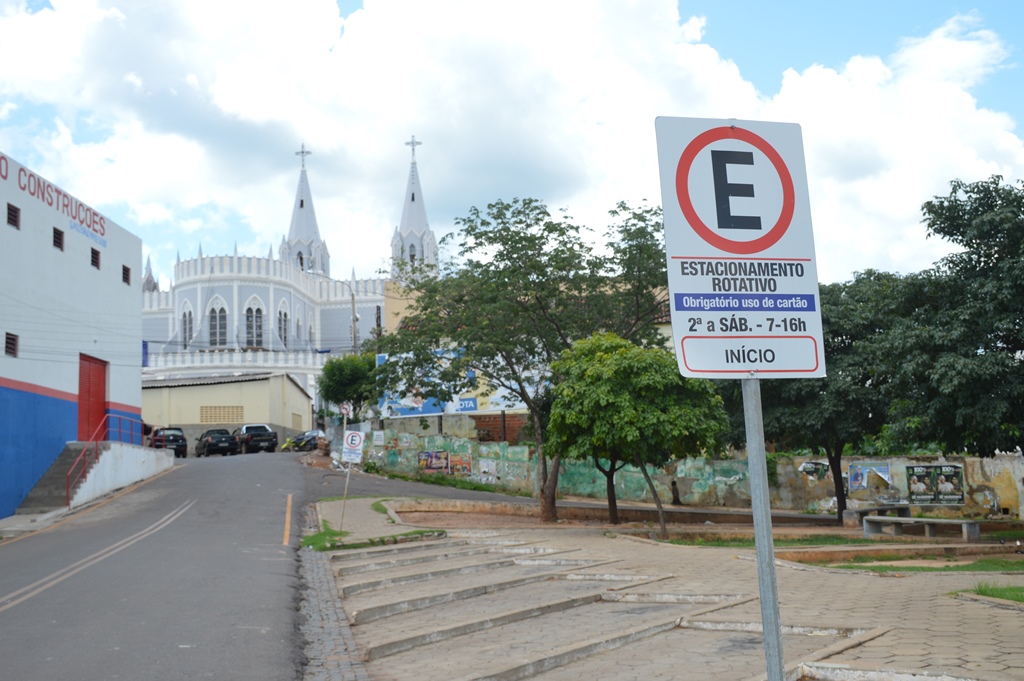 Cobrança da taxa da Zona Azul está suspensa desde o dia 20 de março.