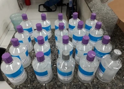 Álcool gel falsificado 