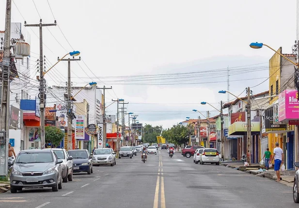 Avenida principal do bairro Parque Piauí, na zona sul de Teresina