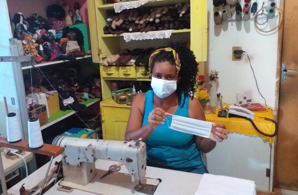 Fundação Wall Ferraz confecciona mais de 4,5 mil máscaras