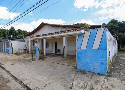 Forte chuva invade invade casa da zona Leste de Teresina 