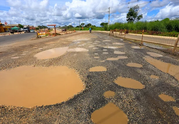 Motoristas reclamam de péssimas condições da BR 316 em Teresina