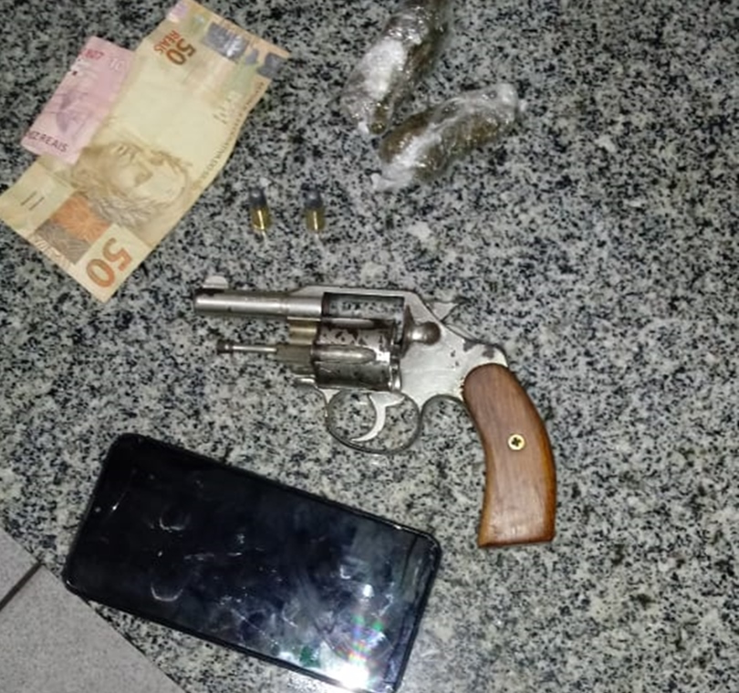 Objetos encontrados com a dupla