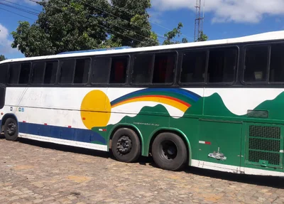 Ônibus clandestino