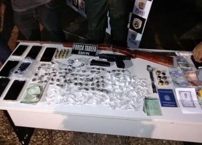 Armas e drogas apreendidas pela Força Tarefa