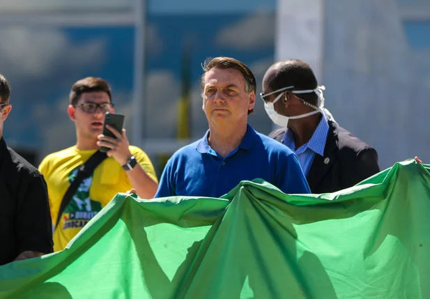Jair Bolsonaro participa de manifestação em Brasília