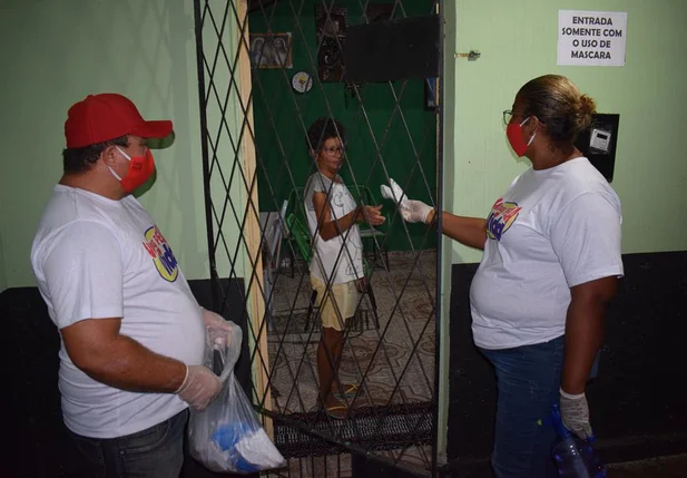 Prefeitura inicia distribuição de 15 mil máscaras em Campo Maior