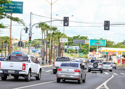 Avenida João XXIII com Avenida Nossa Senhora de Fátima 