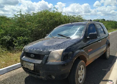 Carro utilizado no homicídio em Padre Marcos