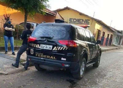 Agentes da Polícia Federal no município de União