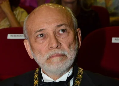 Médico Noé Fortes