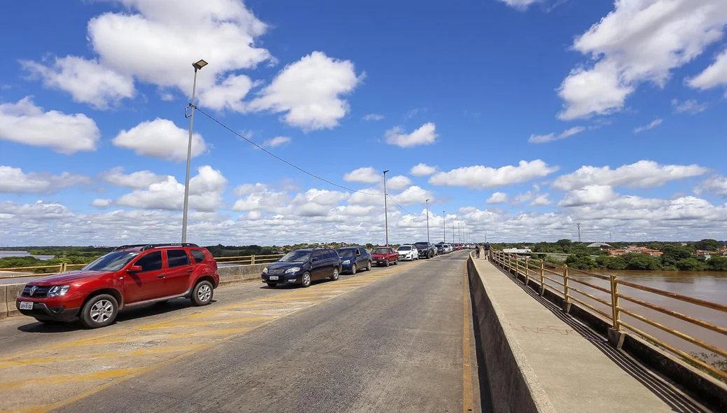 Barreira Sanitária em Teresina provoca grande congestionamento no acesso da Ponte da Amizade