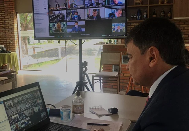 Wellington Dias em reunião com o presidente Jair Bolsonaro